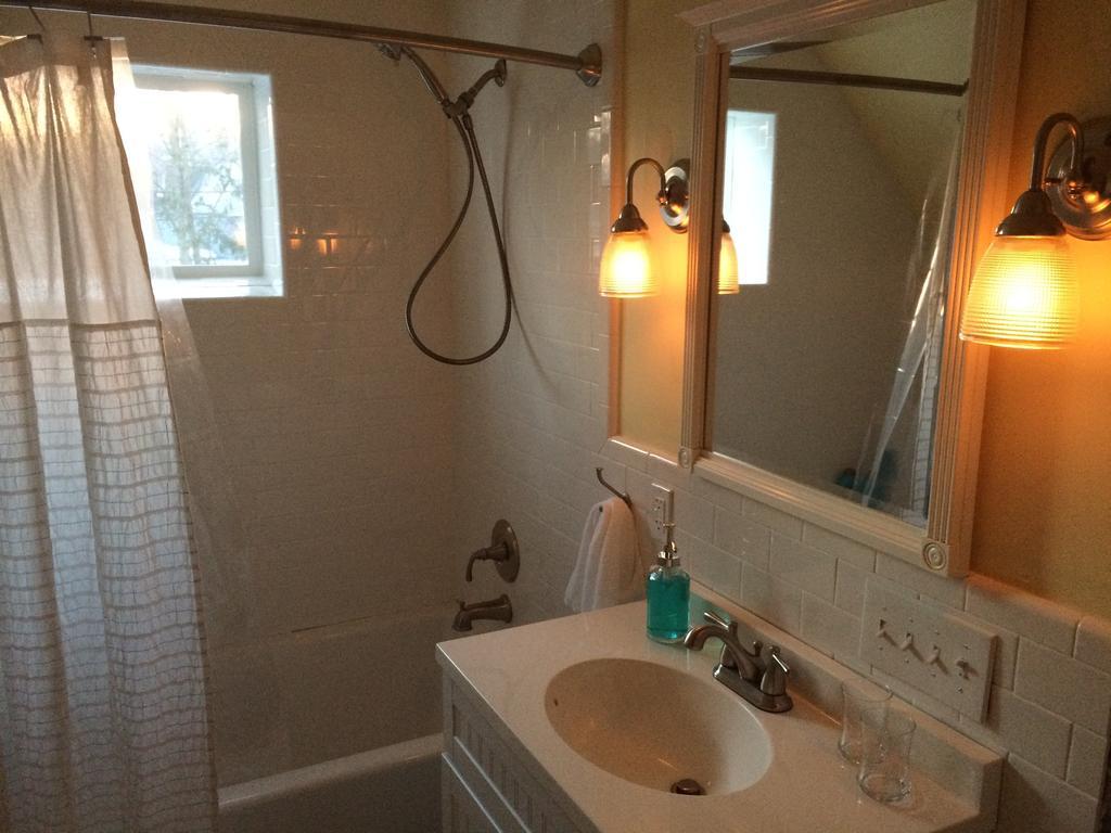 Aberdeen Stone Cottage B&Bトラバーズ・シティ 部屋 写真