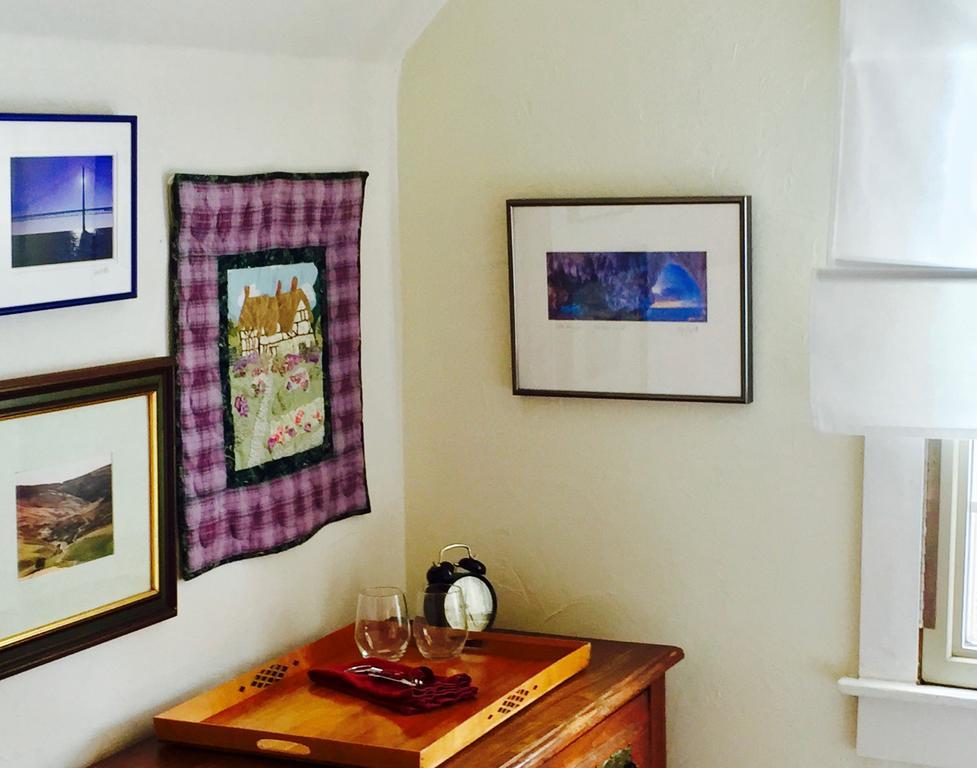 Aberdeen Stone Cottage B&Bトラバーズ・シティ エクステリア 写真