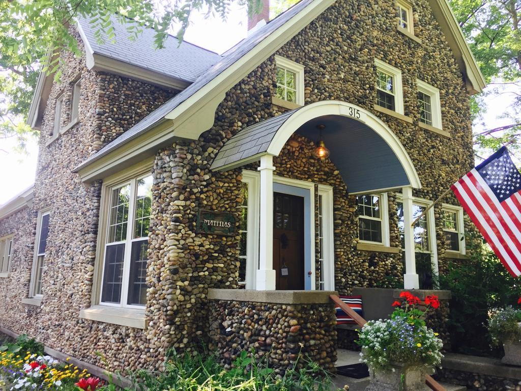 Aberdeen Stone Cottage B&Bトラバーズ・シティ エクステリア 写真