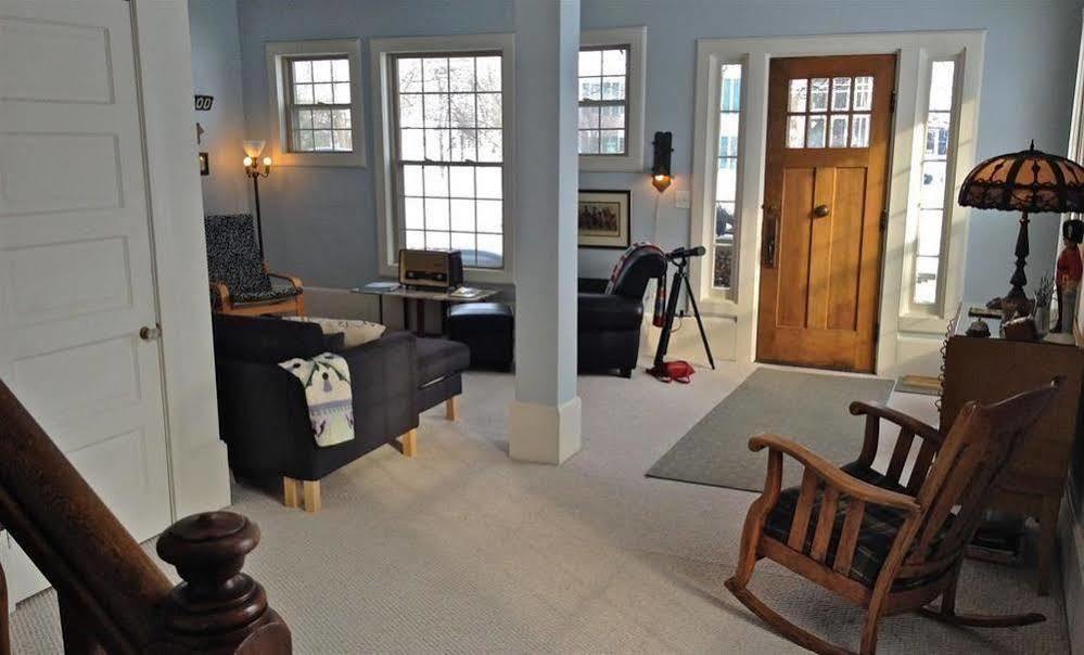 Aberdeen Stone Cottage B&Bトラバーズ・シティ エクステリア 写真